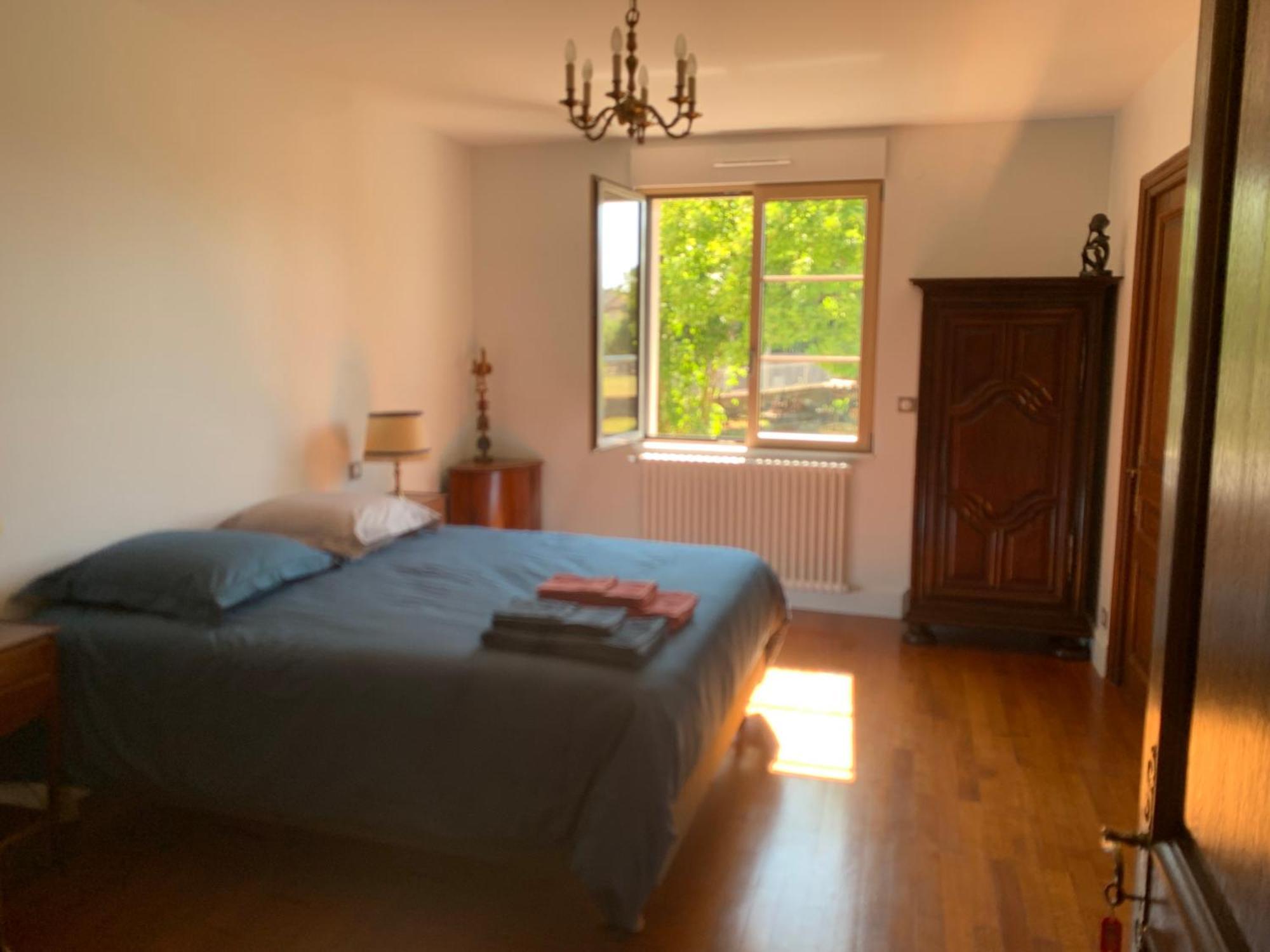 Longue Vue En Arbois Bed and Breakfast Εξωτερικό φωτογραφία